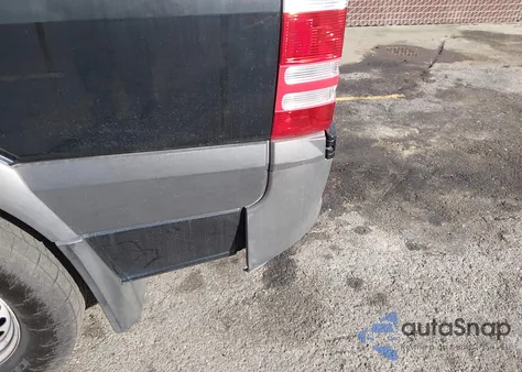 2015 Mercedes-Benz Sprinter 2500 Normal Roof z USA, uszkodzony, nr VIN WDZPE7CC6FP155568